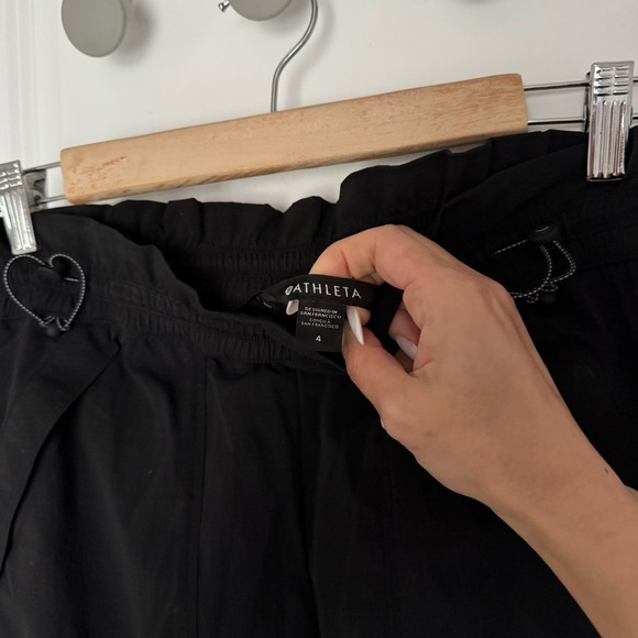 ATHLETA Trekkie High Rise Parachute Pant size 4 - Picture 7 of 10